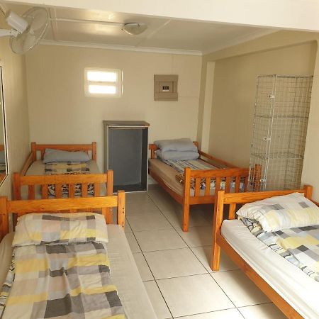 Amakaya Backpackers Travellers Accommodation Plettenberg Bay Exterior photo