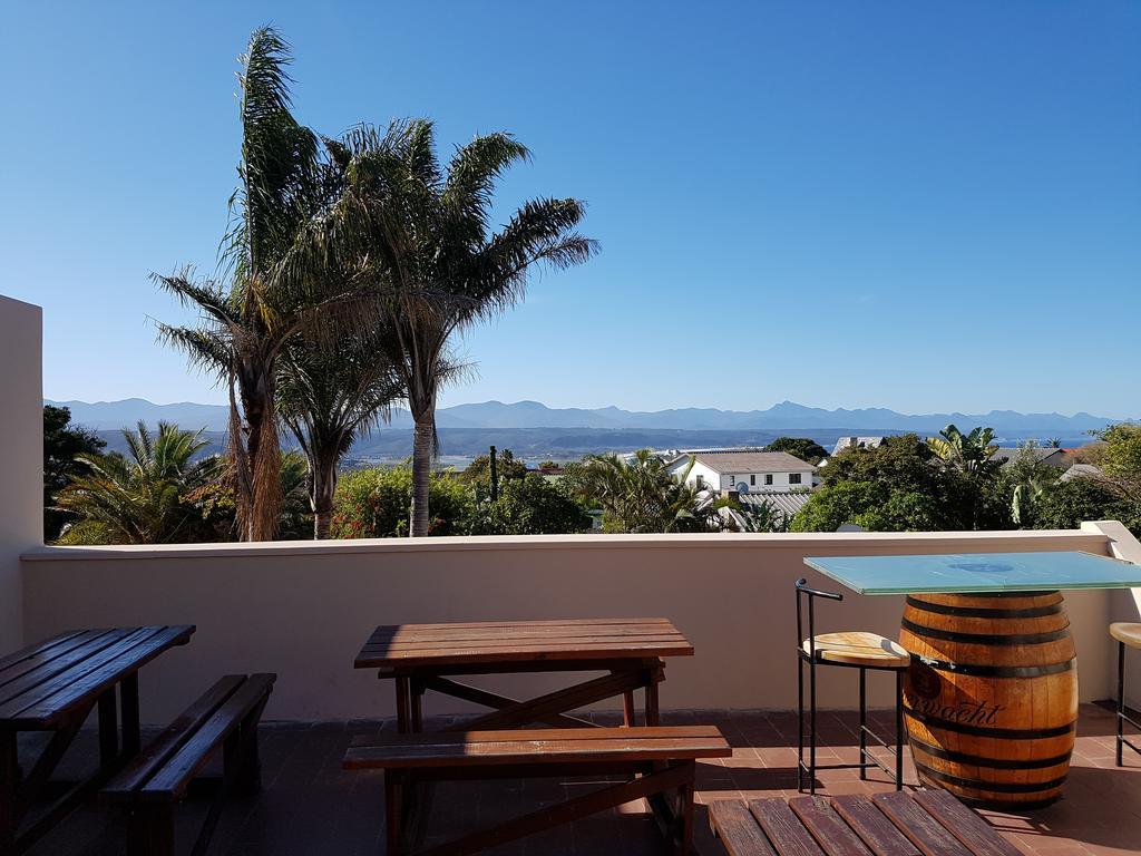 Amakaya Backpackers Travellers Accommodation Plettenberg Bay Exterior photo