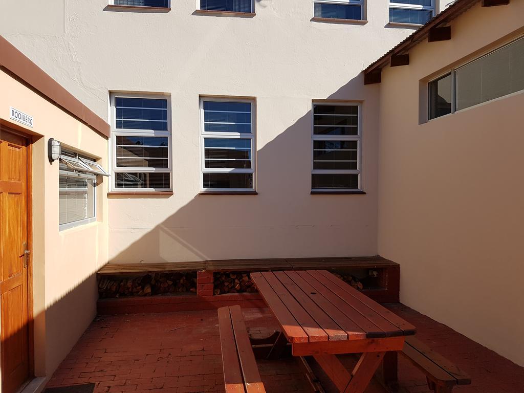 Amakaya Backpackers Travellers Accommodation Plettenberg Bay Exterior photo