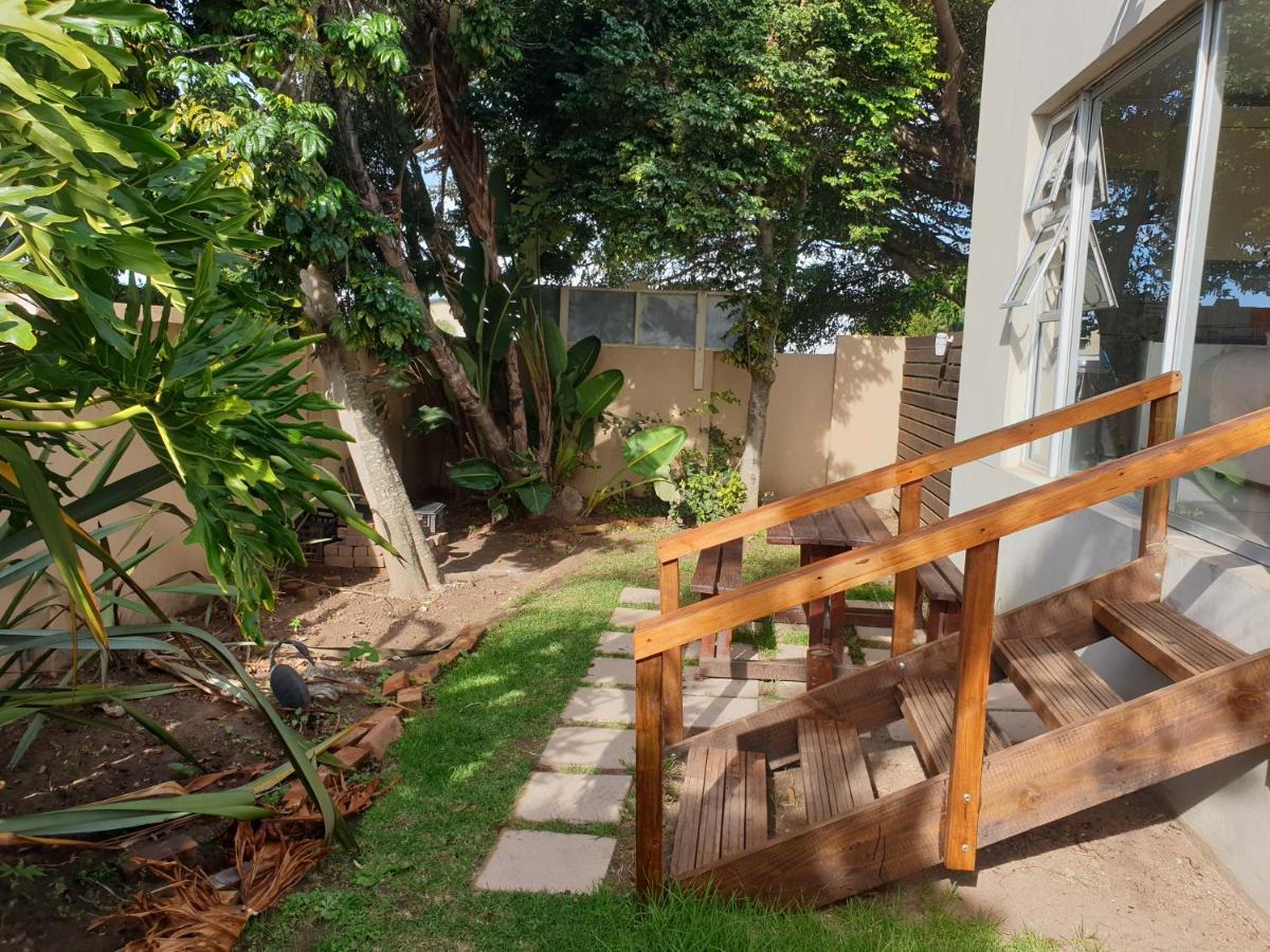 Amakaya Backpackers Travellers Accommodation Plettenberg Bay Exterior photo